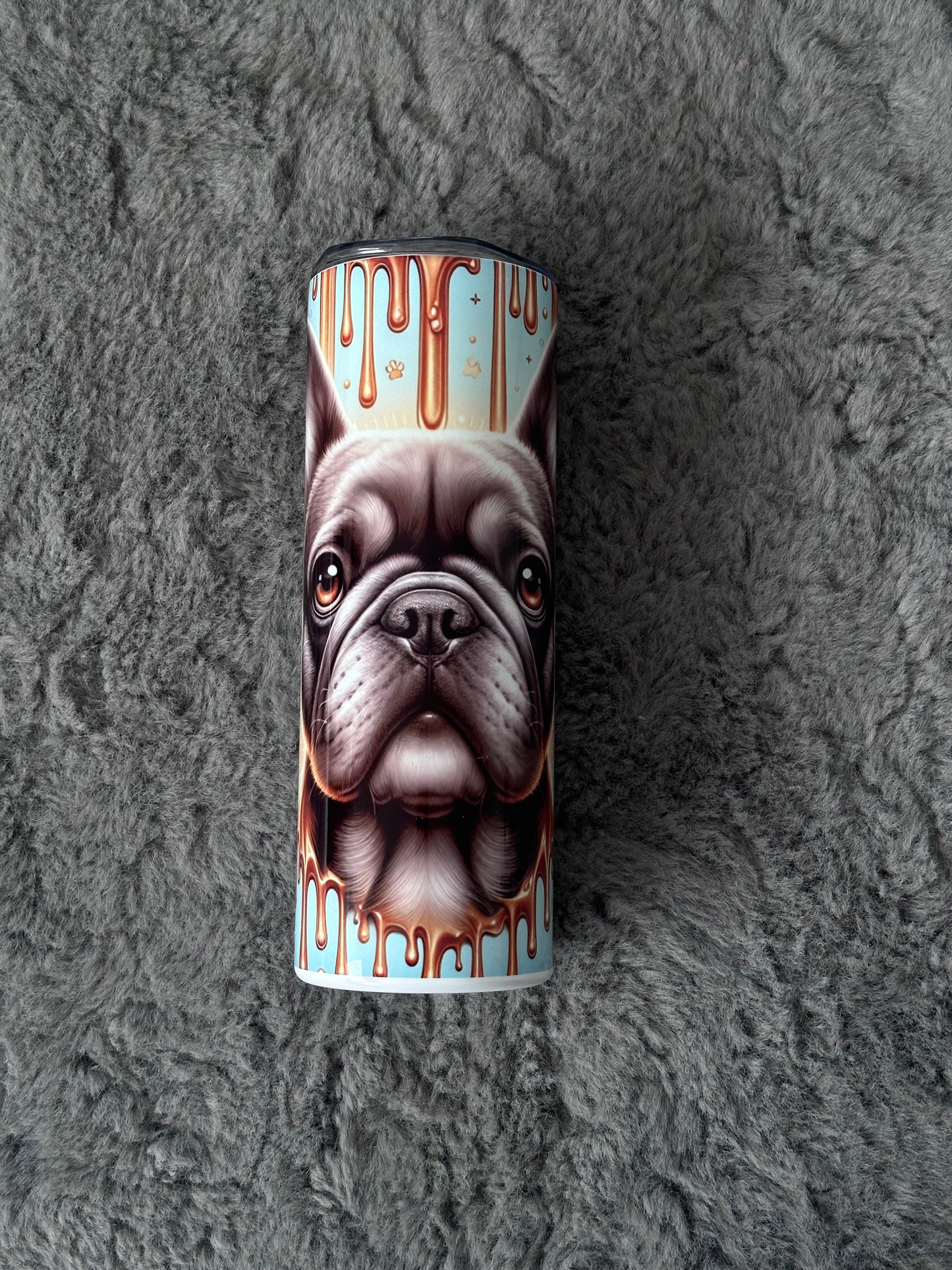 Francia bulldogos szívószálas fémpohár zárható tetővel 600 ml🎀